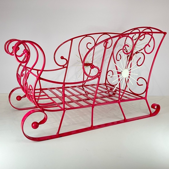 Vintage red wire Christmas sleigh - Picture 1 of 13